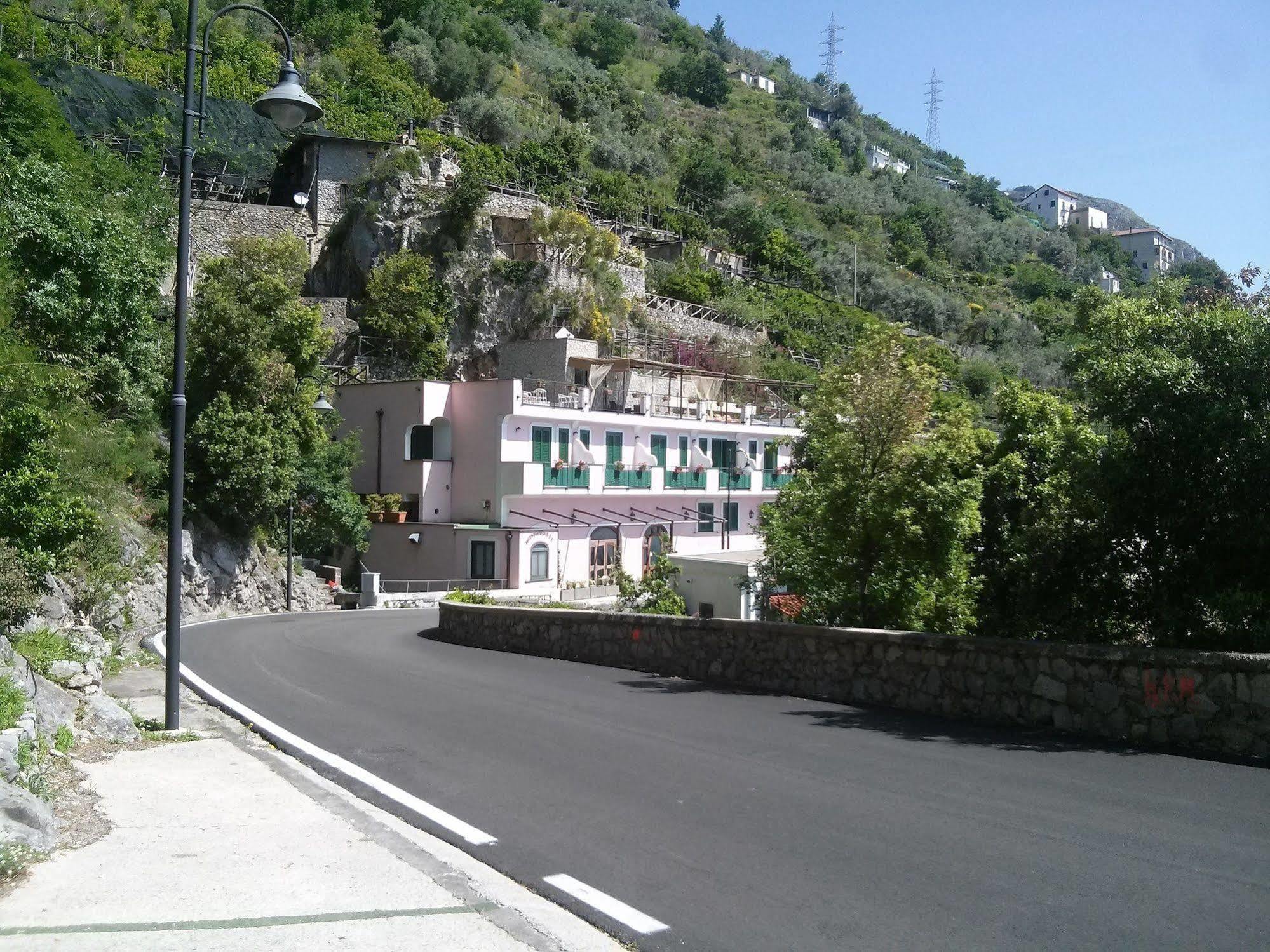 Hotel Doria Amalfi Kültér fotó