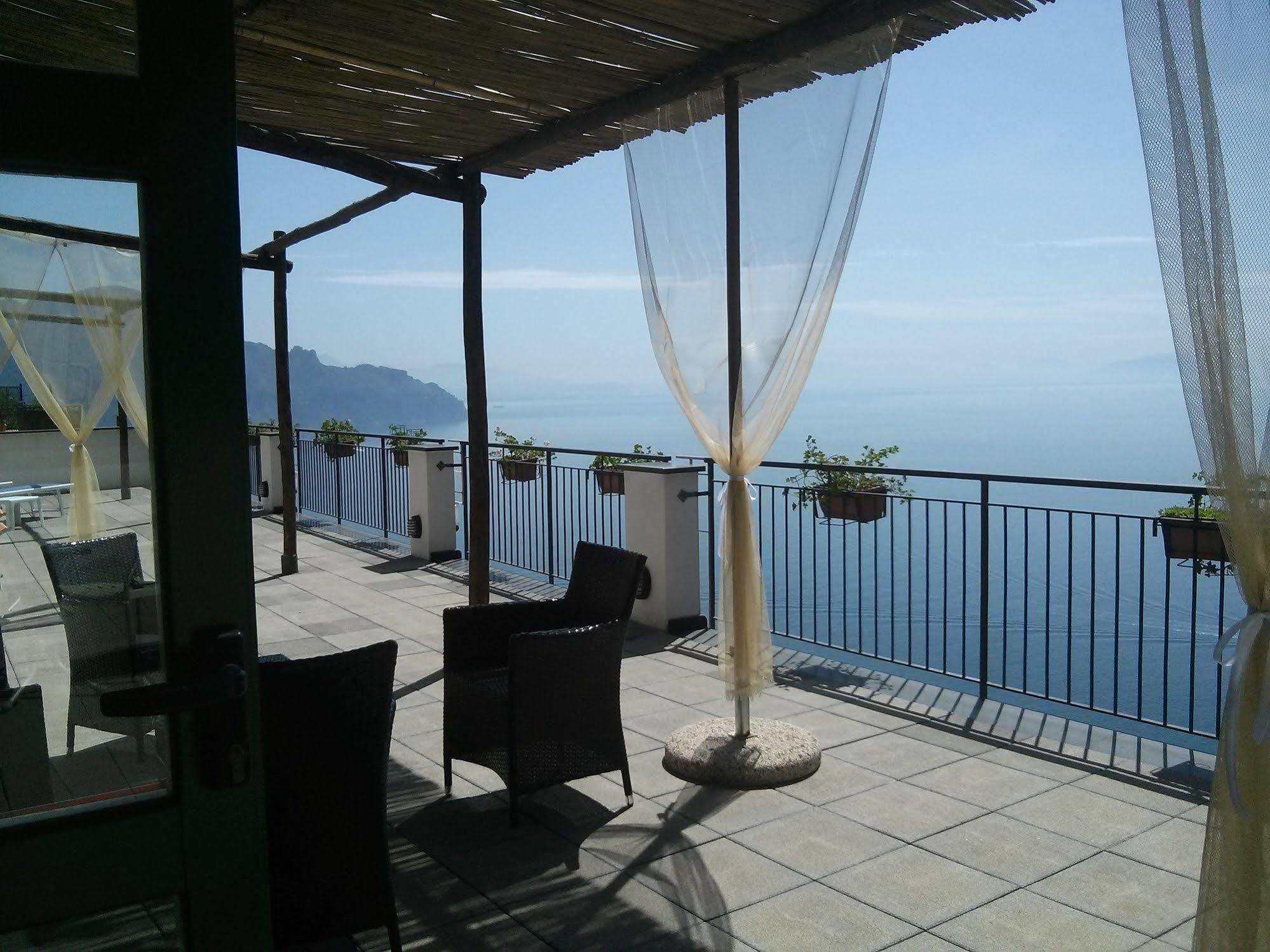 Hotel Doria Amalfi Kültér fotó